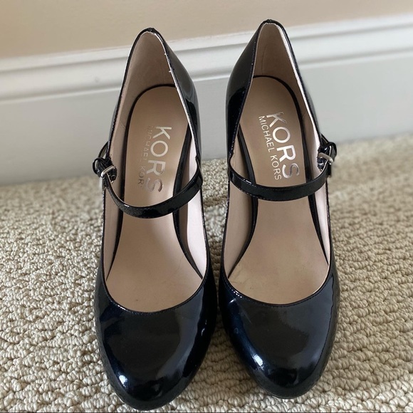 Michael Kors black heels - Picture 3 of 4